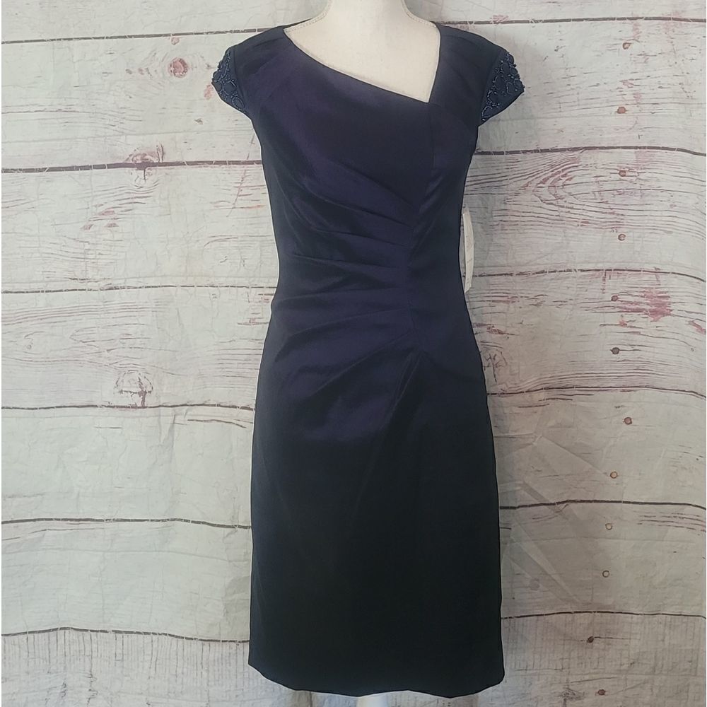 Adrianna Papell Iridescent Beaded Cap Sleeve Sheath Dress Size 4 NWT